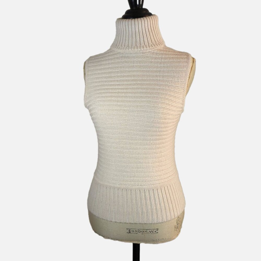 MODA International Ribbed Sleeveless Cream-Colored Turtleneck Sweater - M